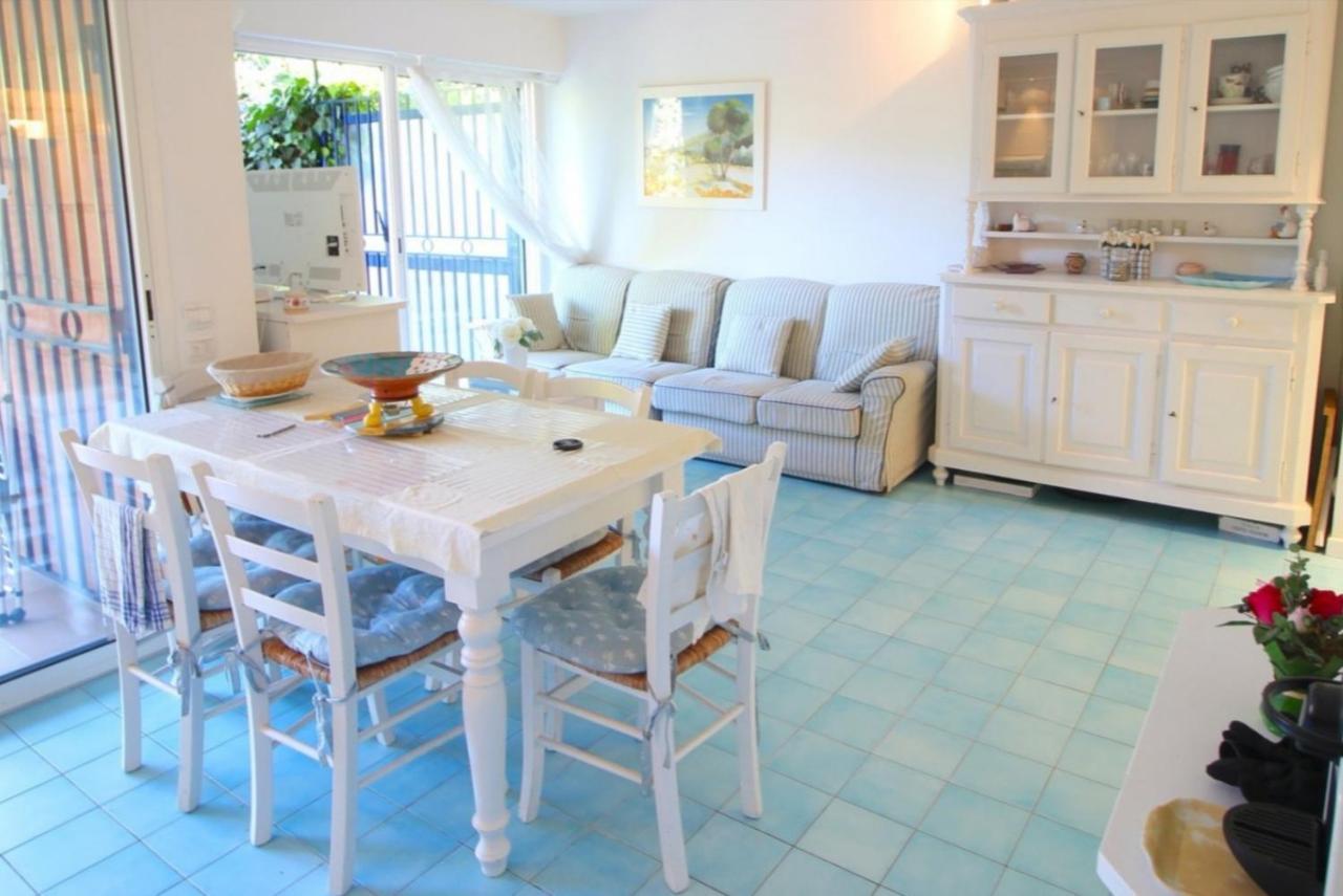 Plage La Salis 3 Chambres, Jardin - 3 Bedrooms 앙티브 외부 사진