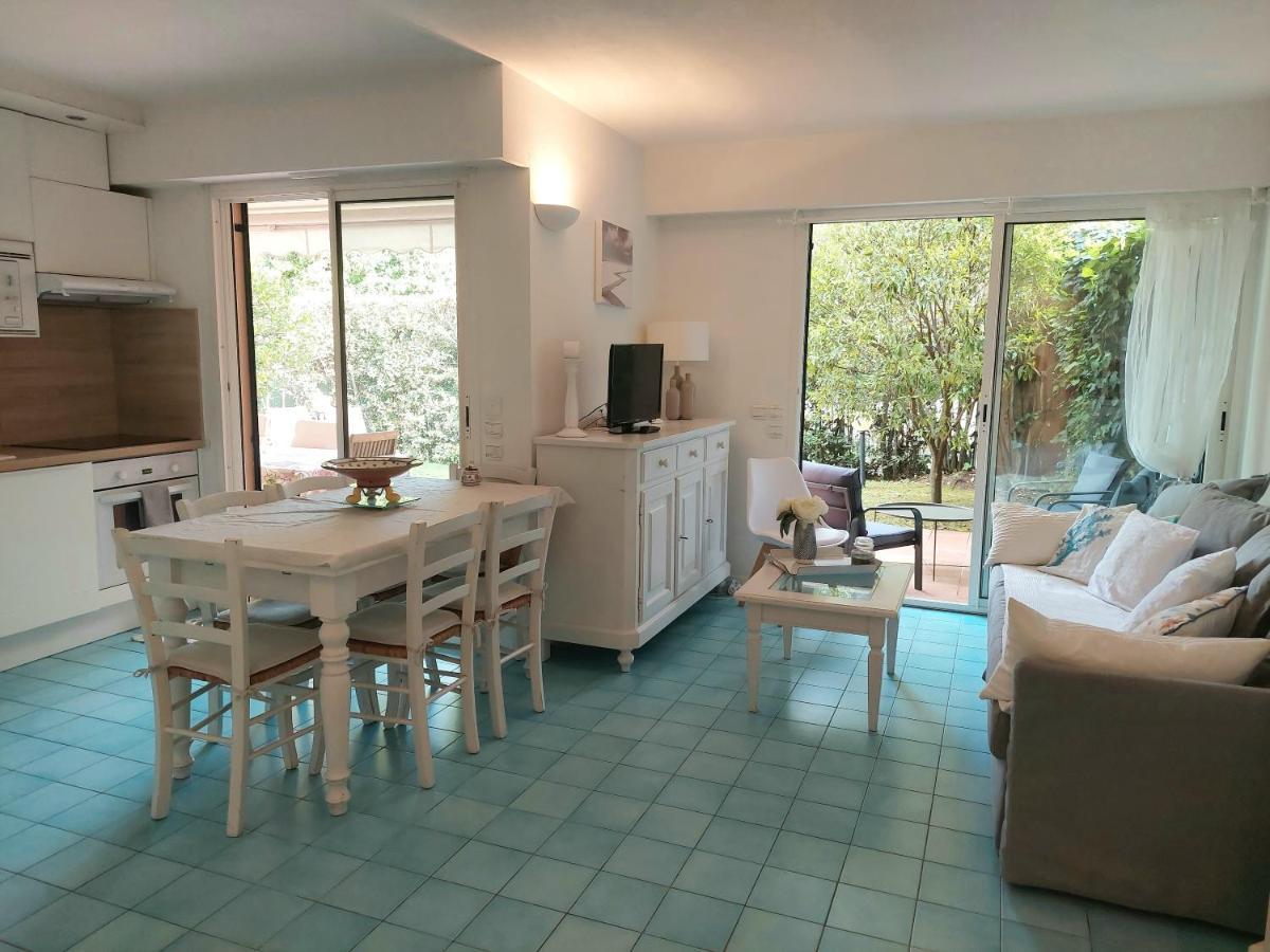 Plage La Salis 3 Chambres, Jardin - 3 Bedrooms 앙티브 외부 사진