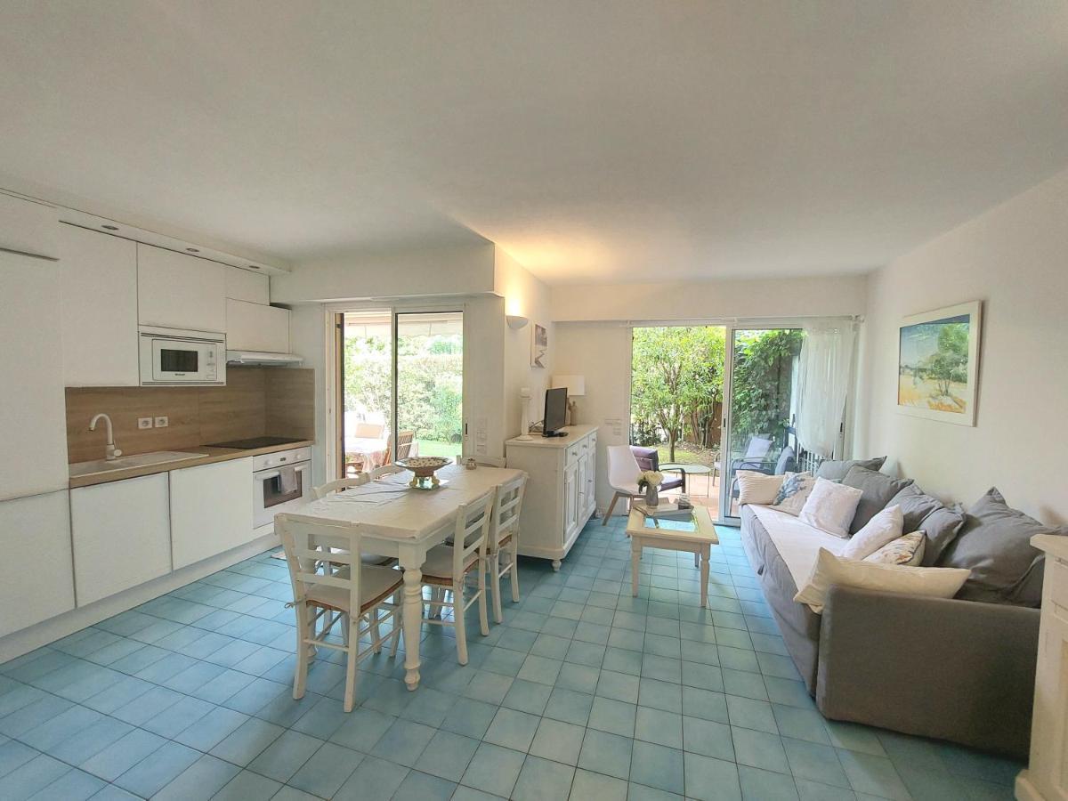 Plage La Salis 3 Chambres, Jardin - 3 Bedrooms 앙티브 외부 사진