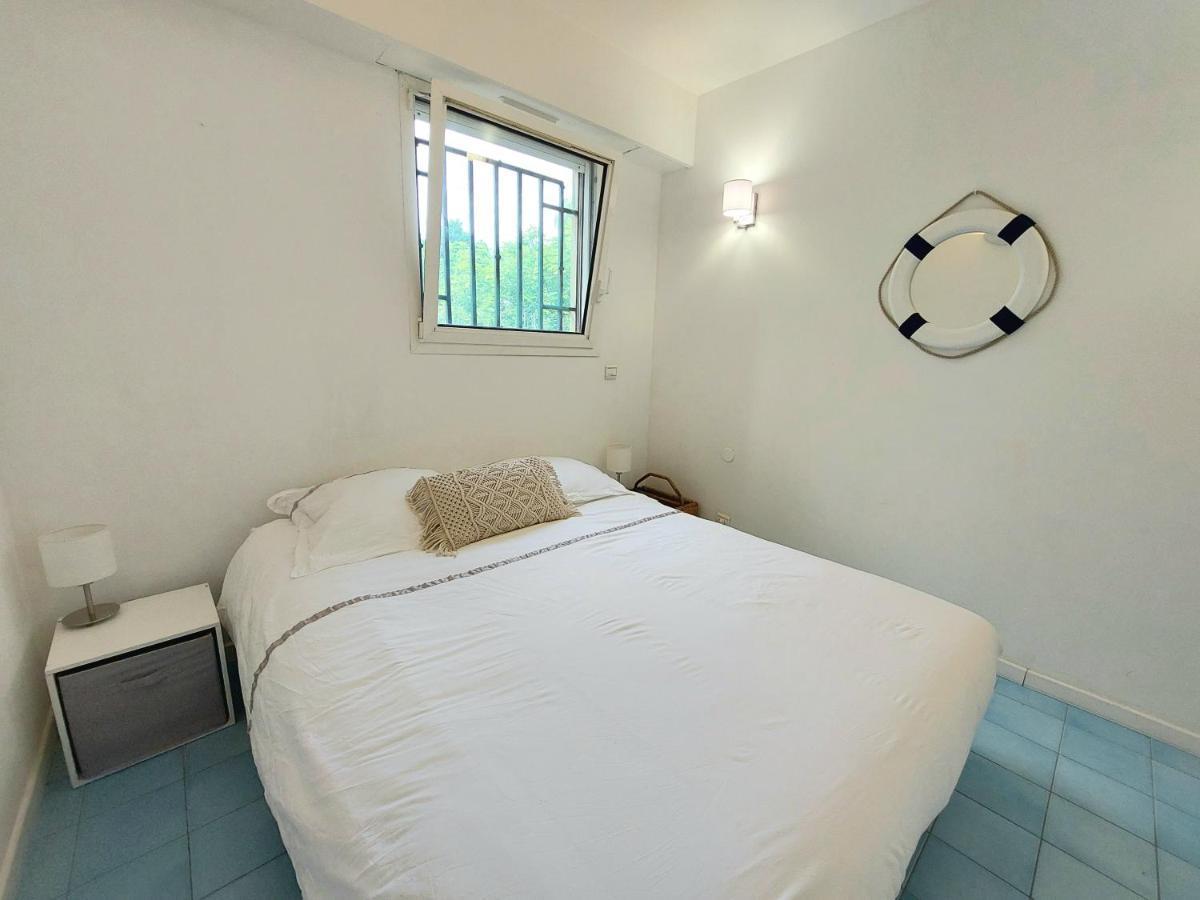 Plage La Salis 3 Chambres, Jardin - 3 Bedrooms 앙티브 외부 사진
